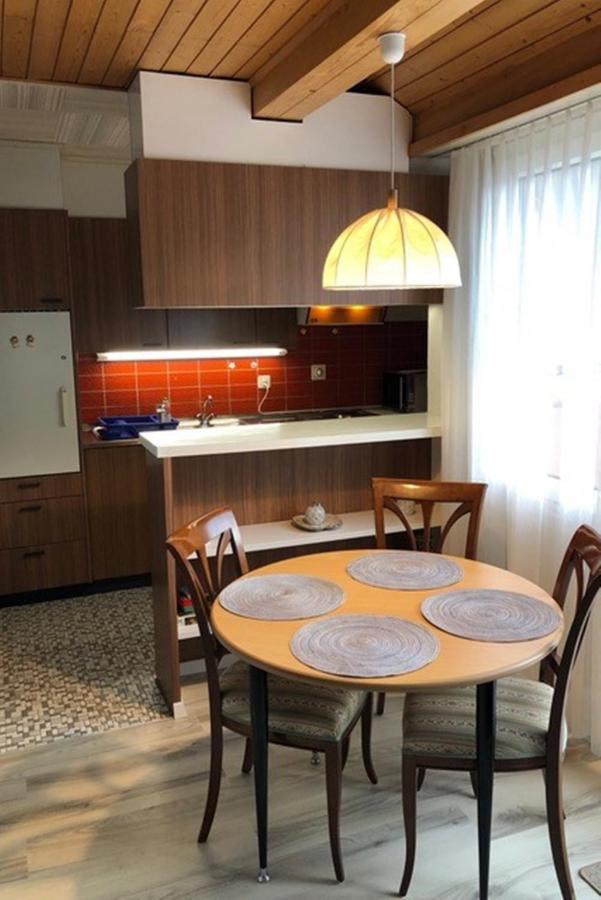 Appartementhaus Quadern Valens المظهر الخارجي الصورة