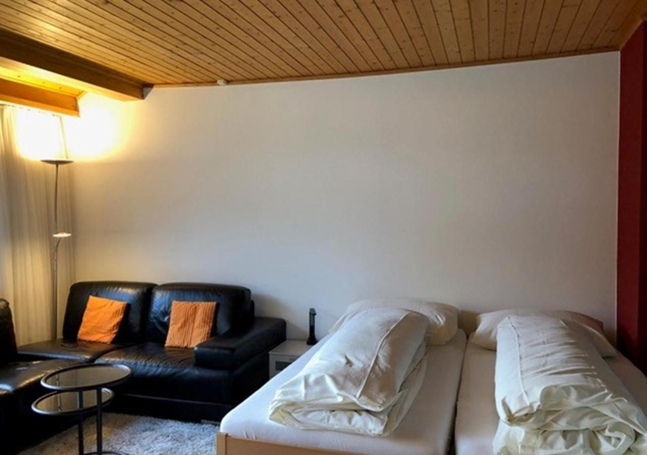 Appartementhaus Quadern Valens المظهر الخارجي الصورة